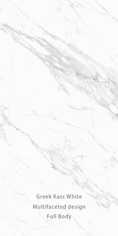 Moderne porseleinen tegels van steen met textuur voor een moderne badkamer en douche